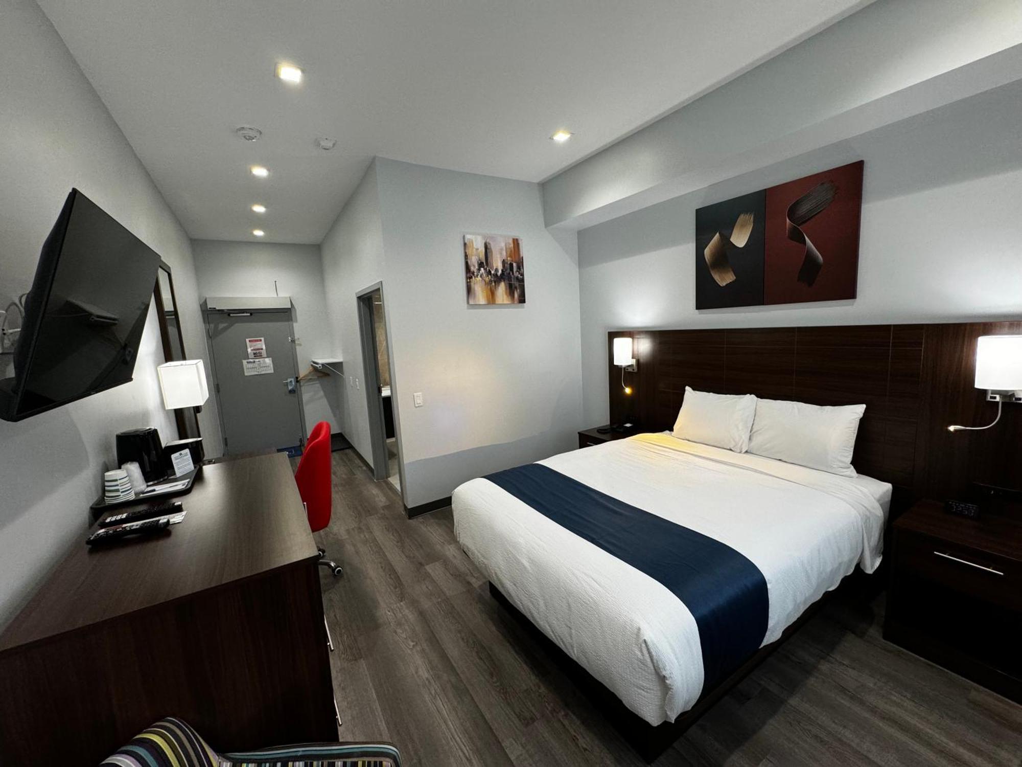 Travelodge By Wyndham Cochrane מראה חיצוני תמונה
